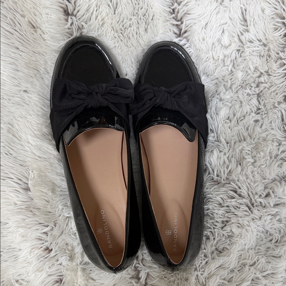 Bandolino Black Patent Bow-Front Women's Loafers
